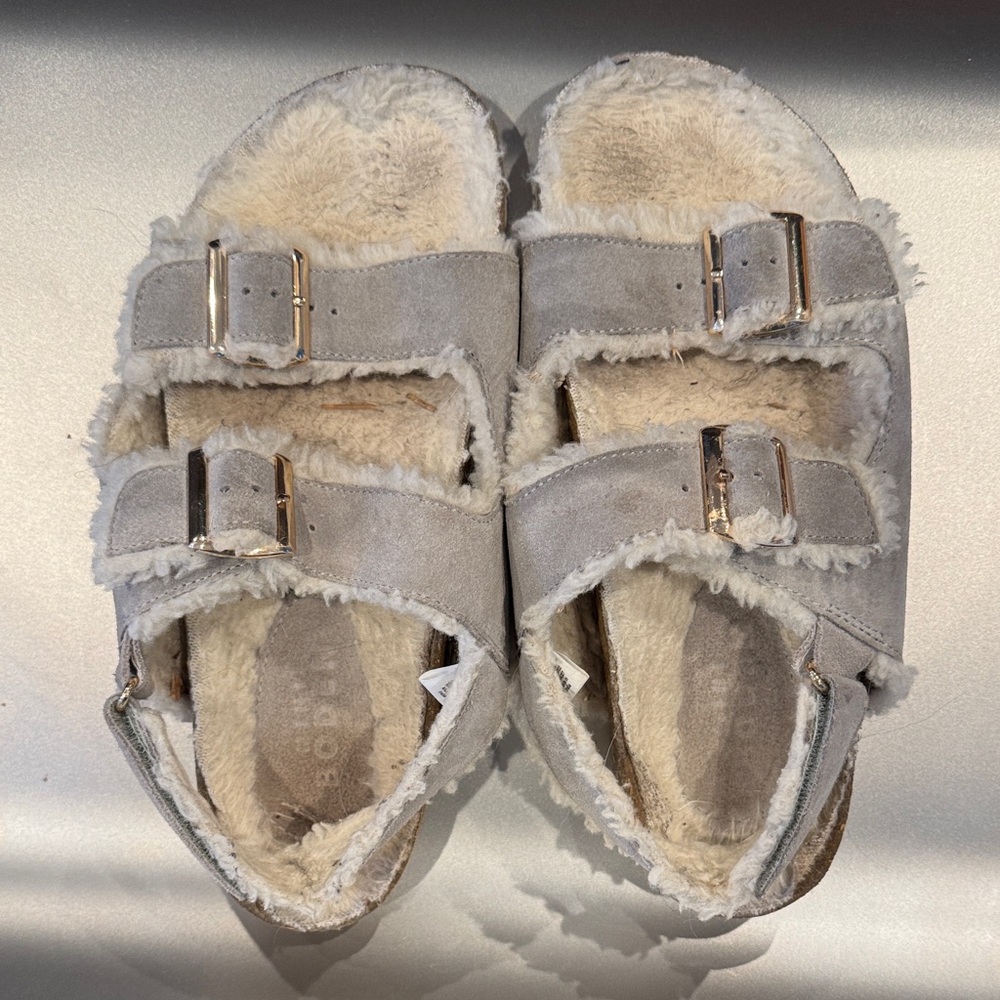Cozy Gray Shearling Sandals mini Biden size 35 (2.5)